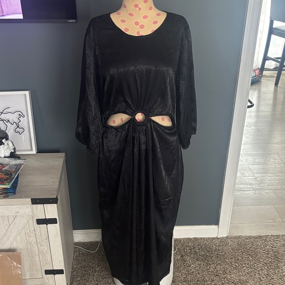 Elegant Black Cut-Out Dress